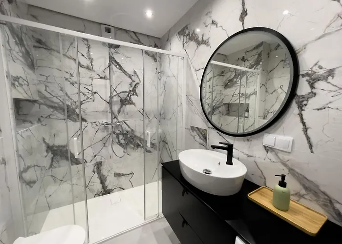 Urban Premium, Opolska 10 No 36, Free Garage, Self Check-in דירה